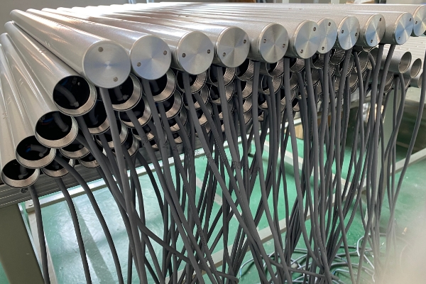 三角型電動通風(fēng)排煙天窗的作用,電動開啟窗扇